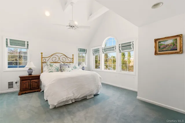 $2,325,000 | 55 Titus Lane, Cold Spring Harbor, NY 11724