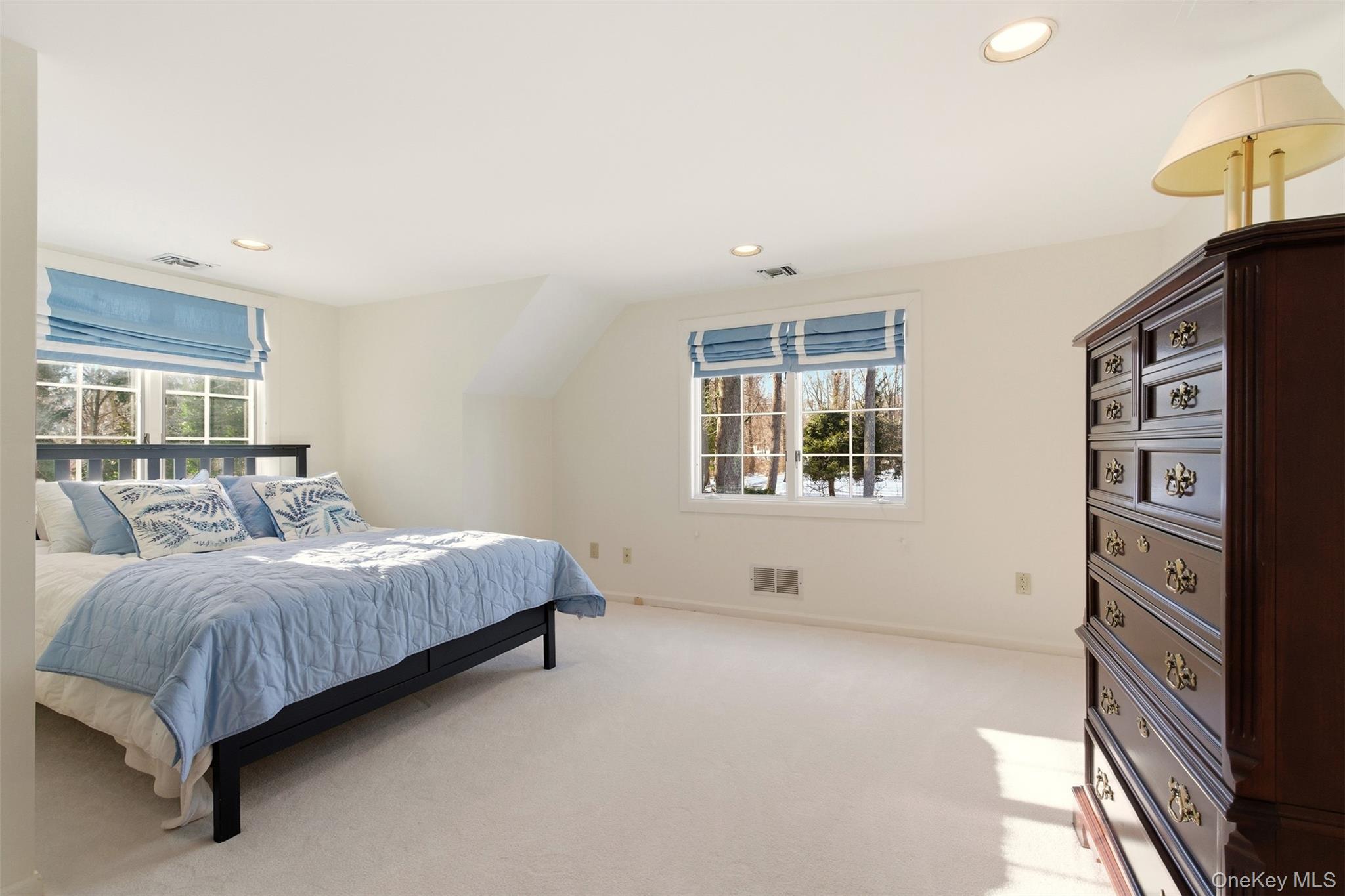 55 Titus Lane Cold Spring Harbor, NY 11724 - Photo 17 of 29