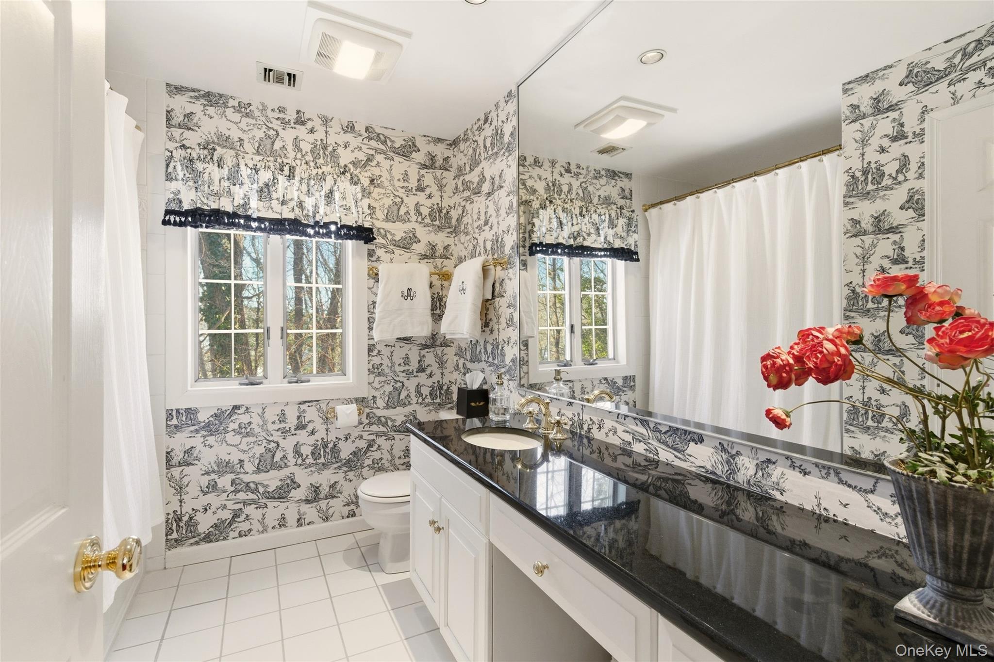 55 Titus Lane Cold Spring Harbor, NY 11724 - Photo 19 of 29