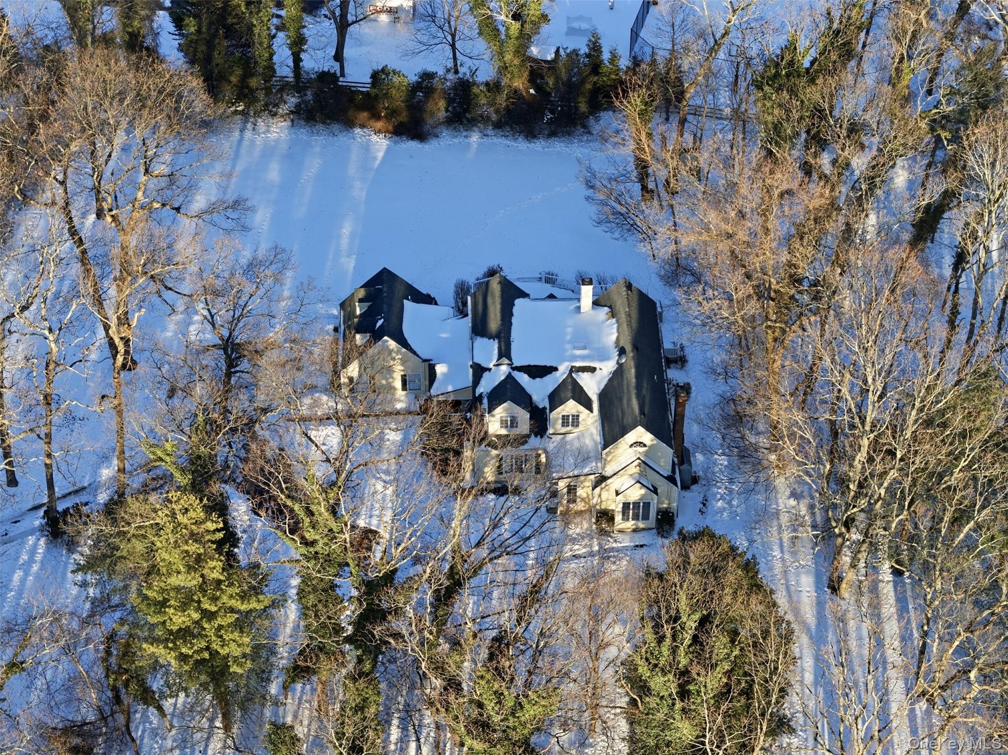 55 Titus Lane Cold Spring Harbor, NY 11724 - Photo 24 of 29