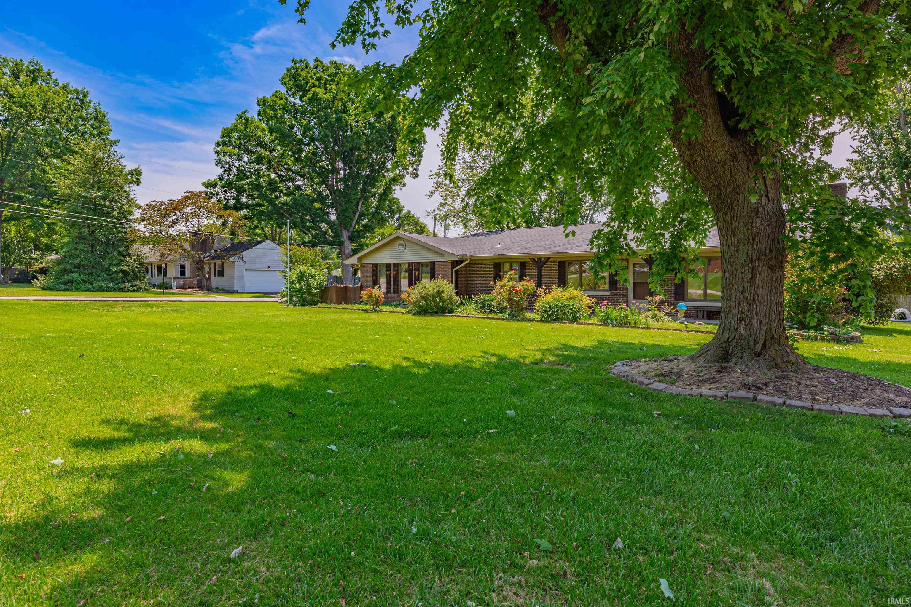 3015 Bergdolt Road Evansville, IN 47711 - Photo 3 of 31 Gallery Image 3