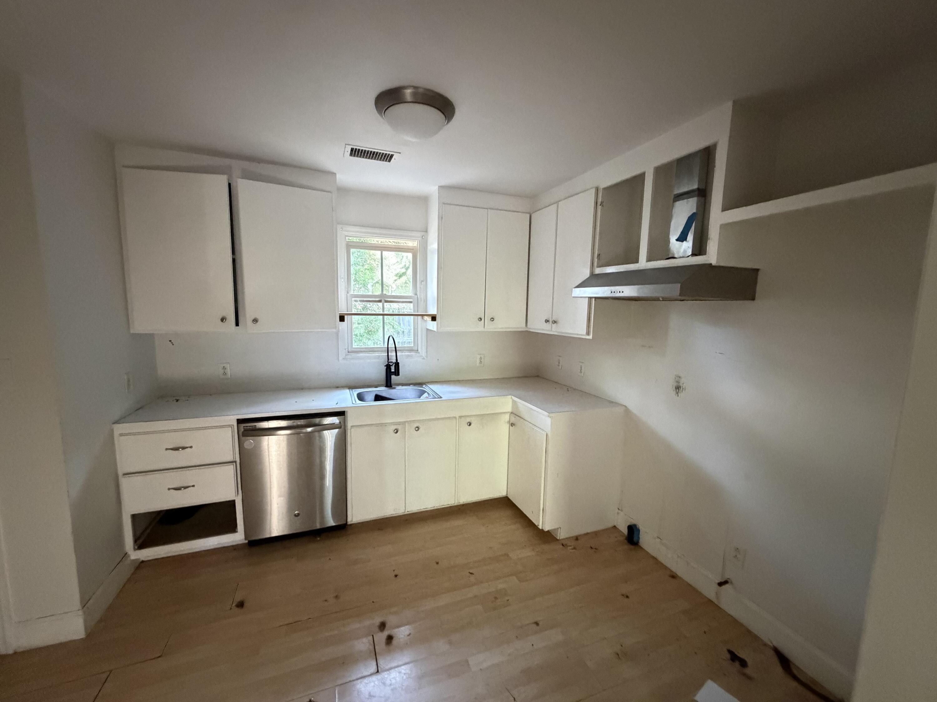 3633 Zacoma Road Mount Pleasant, SC 29466 - Photo 5 of 19