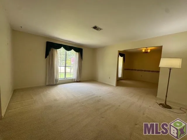 $219,900 | 1165 South Tinley Drive, Baton Rouge, LA 70815