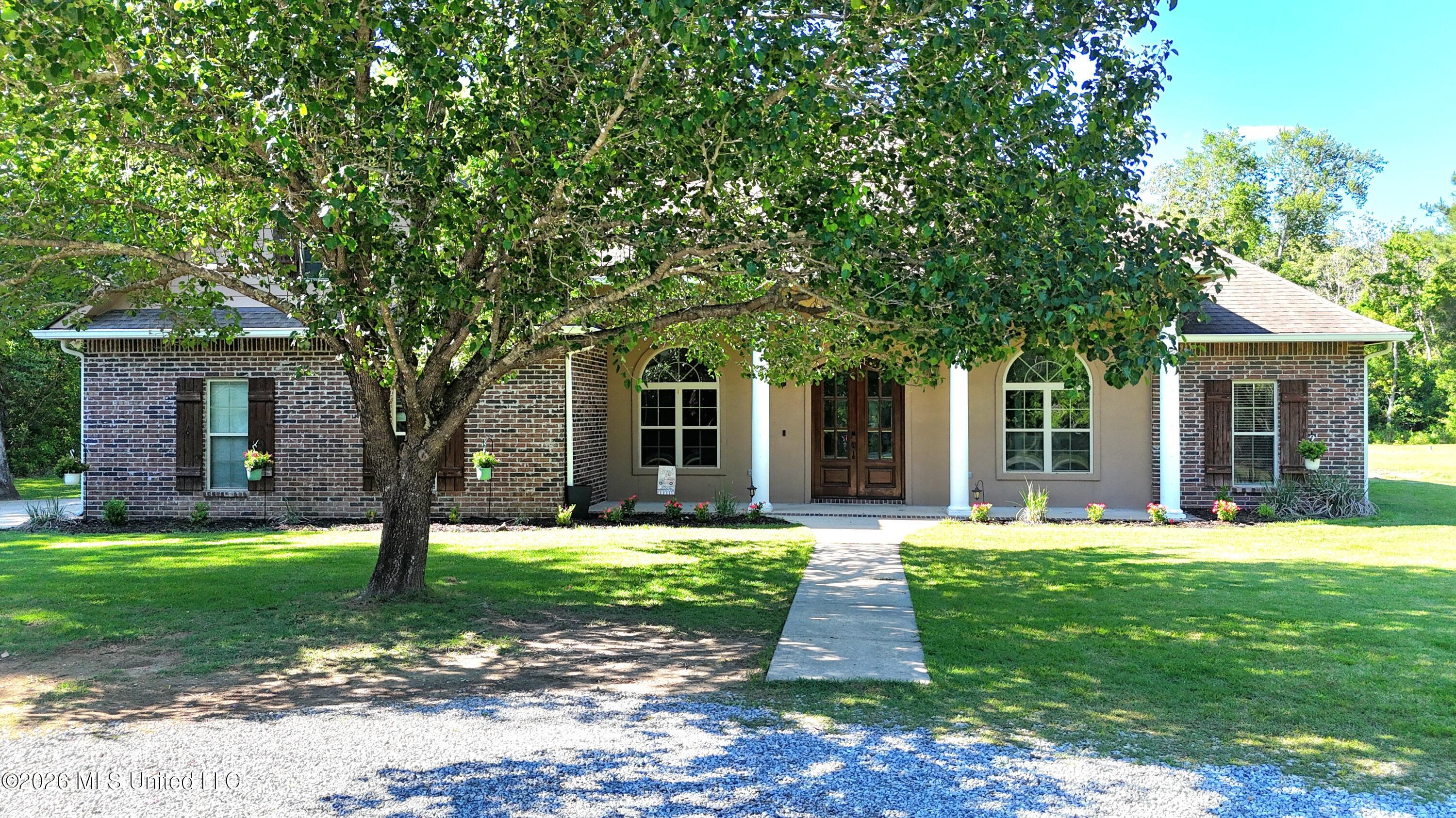 15548 Dobson Road D'Iberville, MS 39540 - Photo 1 of 55 Drive up