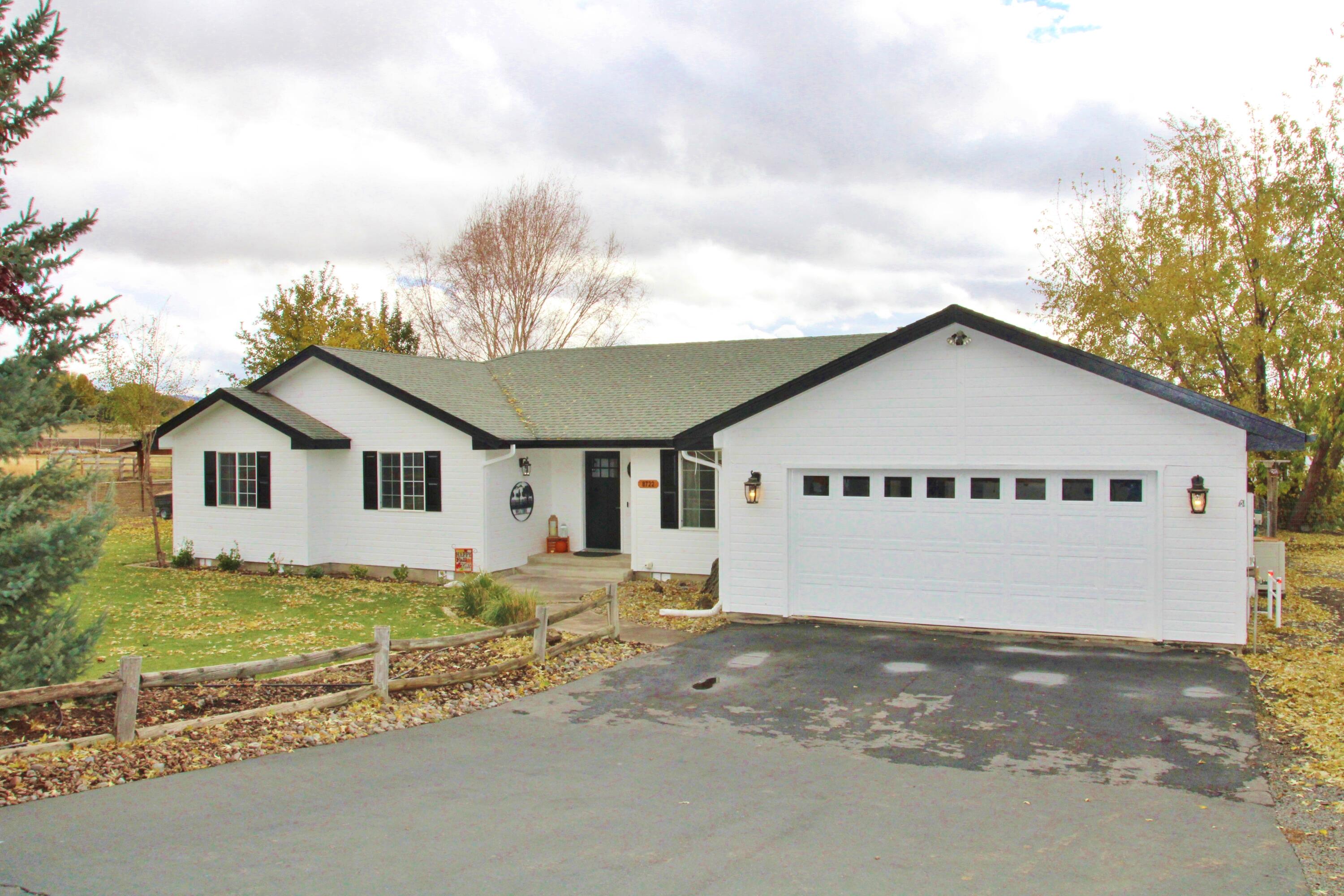 8722 Arant Road Klamath Falls, OR 97603 - Photo 4 of 85 8722 Arant 300