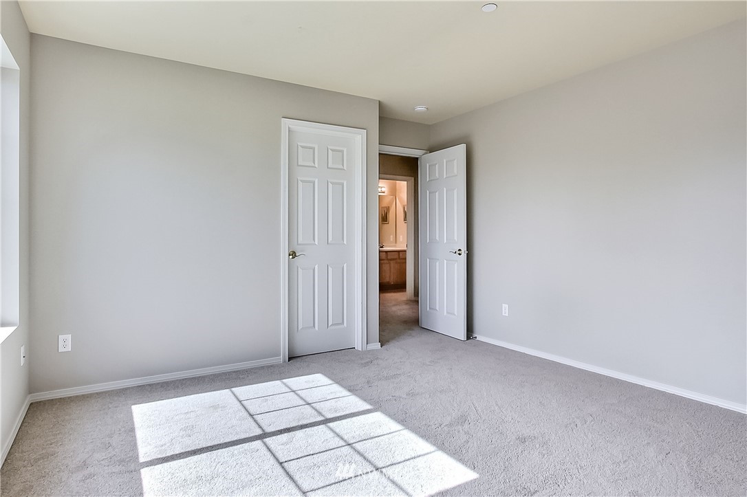 3145 Walker Road DuPont, WA 98327 - Photo 21 of 28