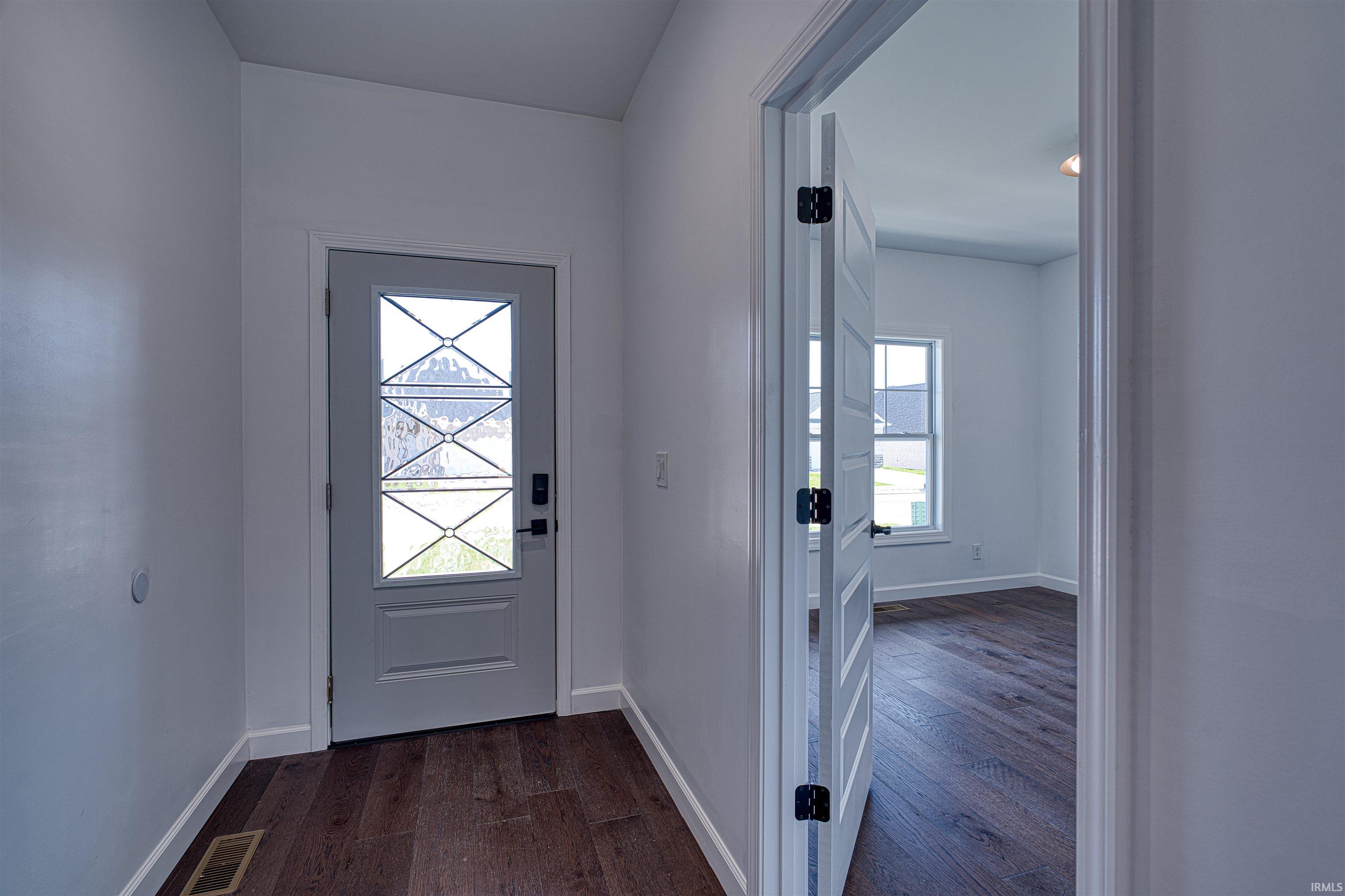 3535 Montgomery Court Newburgh, IN 47630 - Photo 5 of 35