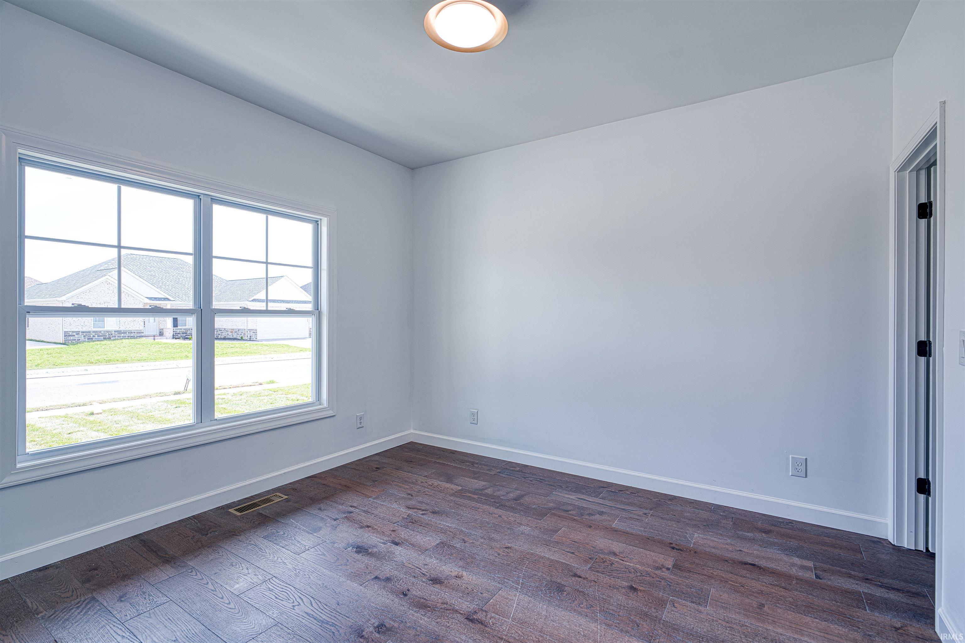 3535 Montgomery Court Newburgh, IN 47630 - Photo 6 of 35