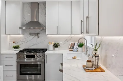 $1,488,000 | 2 Celia Court, Pacifica, CA 94044