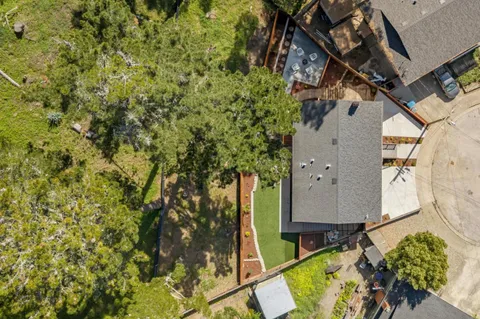 $1,488,000 | 2 Celia Court, Pacifica, CA 94044