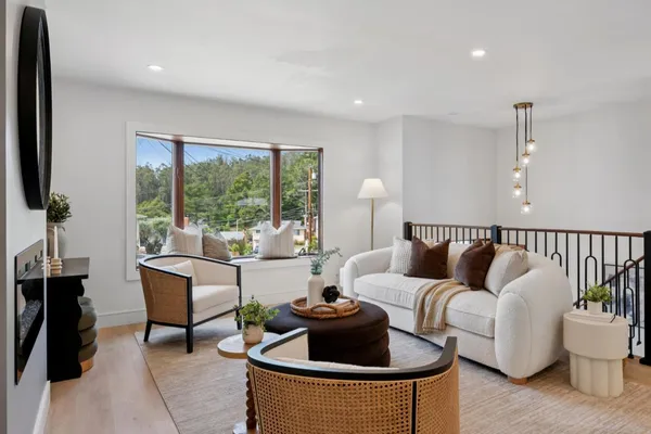 $1,488,000 | 2 Celia Court, Pacifica, CA 94044