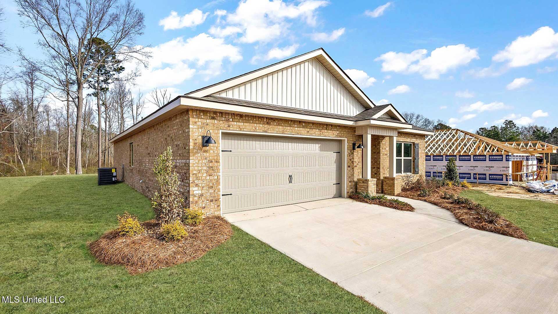 808 Fairway Avenue Byram, MS 39272 - Photo 2 of 33 3-3HTP0996