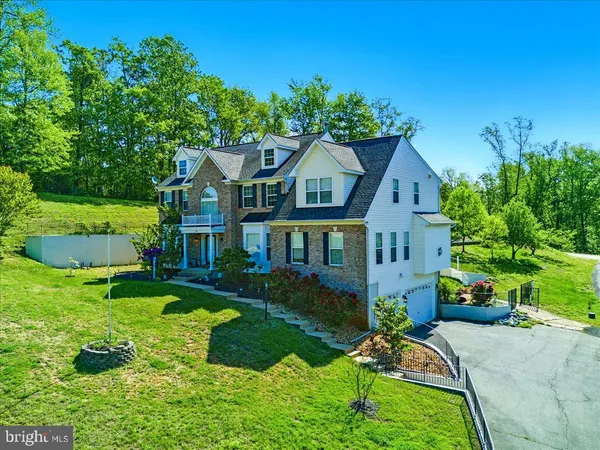 $1,089,000 | 26 Sentinel Ridge Lane, Stafford, VA 22554