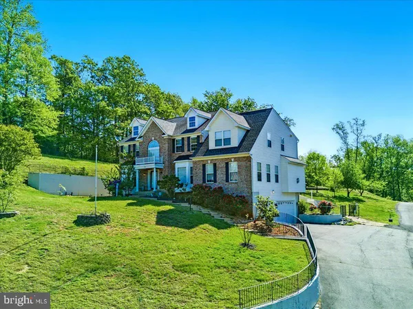 $1,089,000 | 26 Sentinel Ridge Lane, Stafford, VA 22554