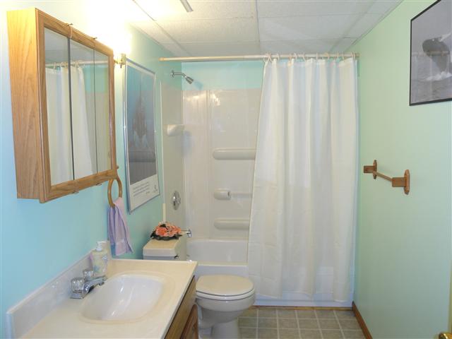 15581 Hough Road Allenton, MI 48002 - Photo 14 of 29 31053072-13.JPG