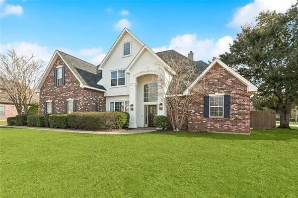 $787,000 | 553 Evergreen Drive, Mandeville, LA 70448