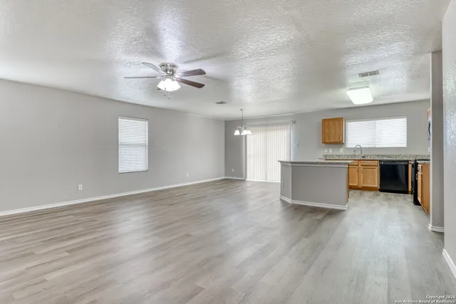 $229,899 | 125 Gatewood Lake, Cibolo, TX 78108