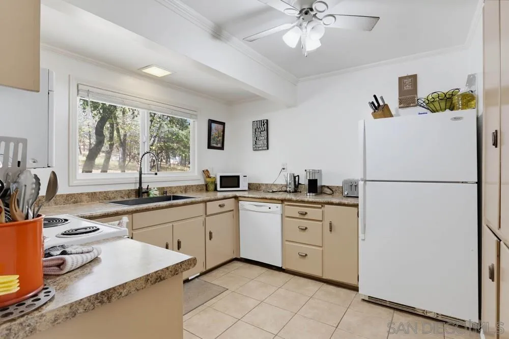 4402 Pine Hills Road Julian, CA 92036 - Photo 20 of 45 Gallery Image 20