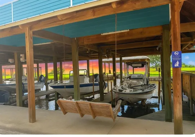 $285,000 | 461 Lake Breeze Road, Unit A, Hackberry, LA 70645