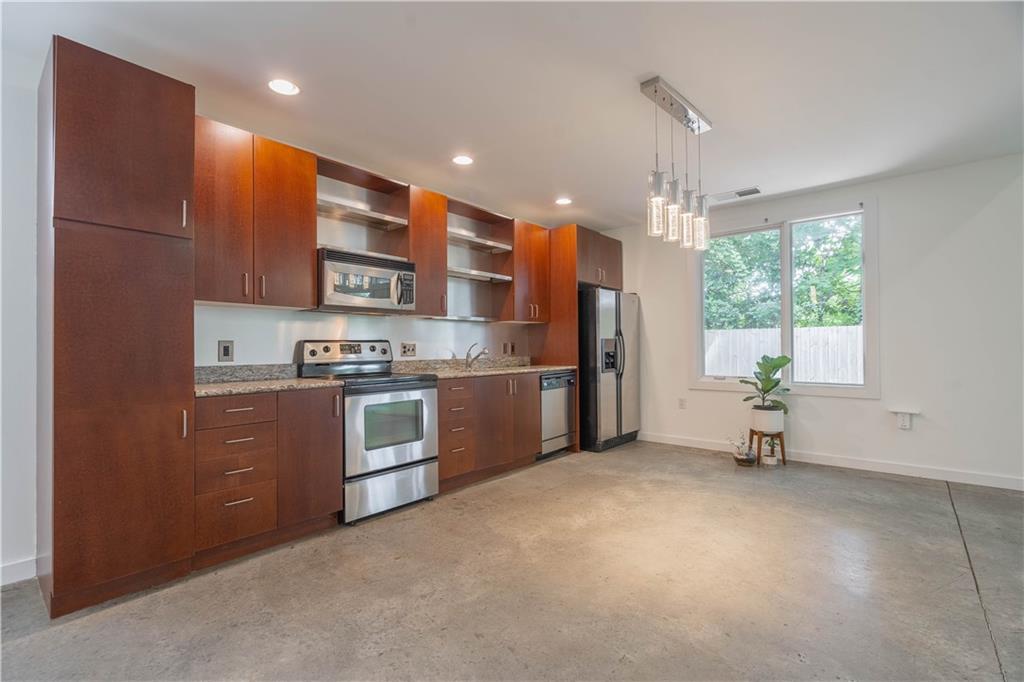 1338 Rietveld Row Northwest Atlanta, GA 30318 - Photo 7 of 37
