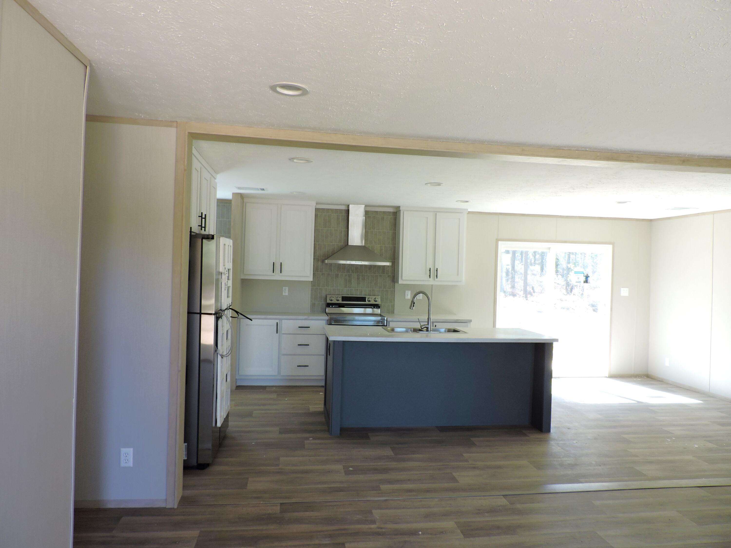 824 White Pond Road Williston, SC 29853 - Photo 9 of 34