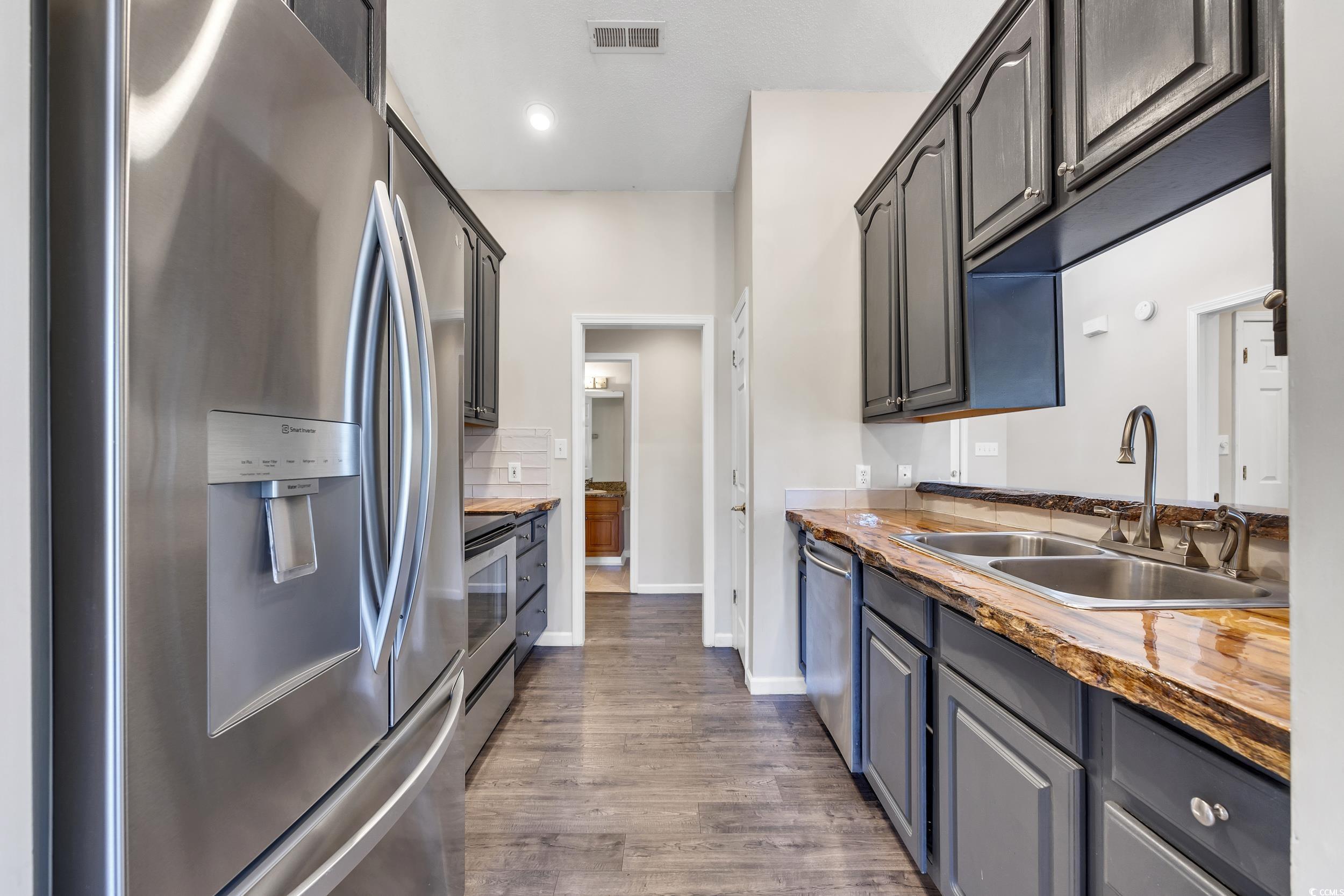 561 Kings River Road Pawleys Island, SC 29585 - Photo 9 of 40 Gallery Image 9