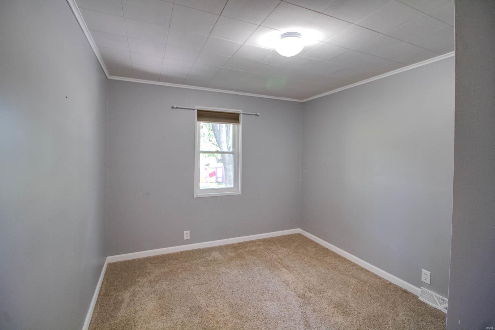 28859 Delhi Road Jerseyville, IL 62052 - Photo 14 of 31 Gallery Image 14