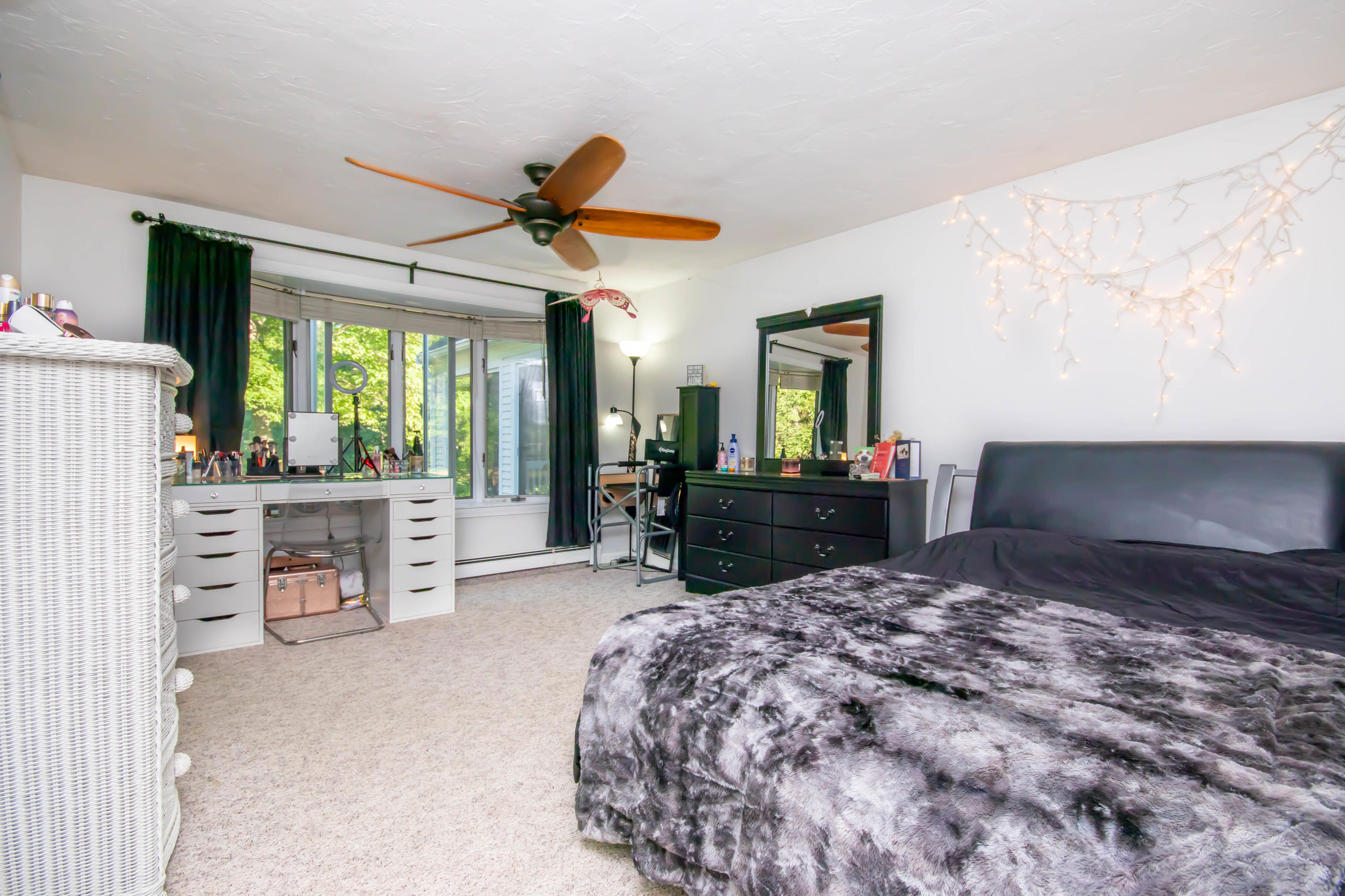 74 John Ewer Road Sandwich, MA 02563 - Photo 18 of 36 1st floor master bedroom