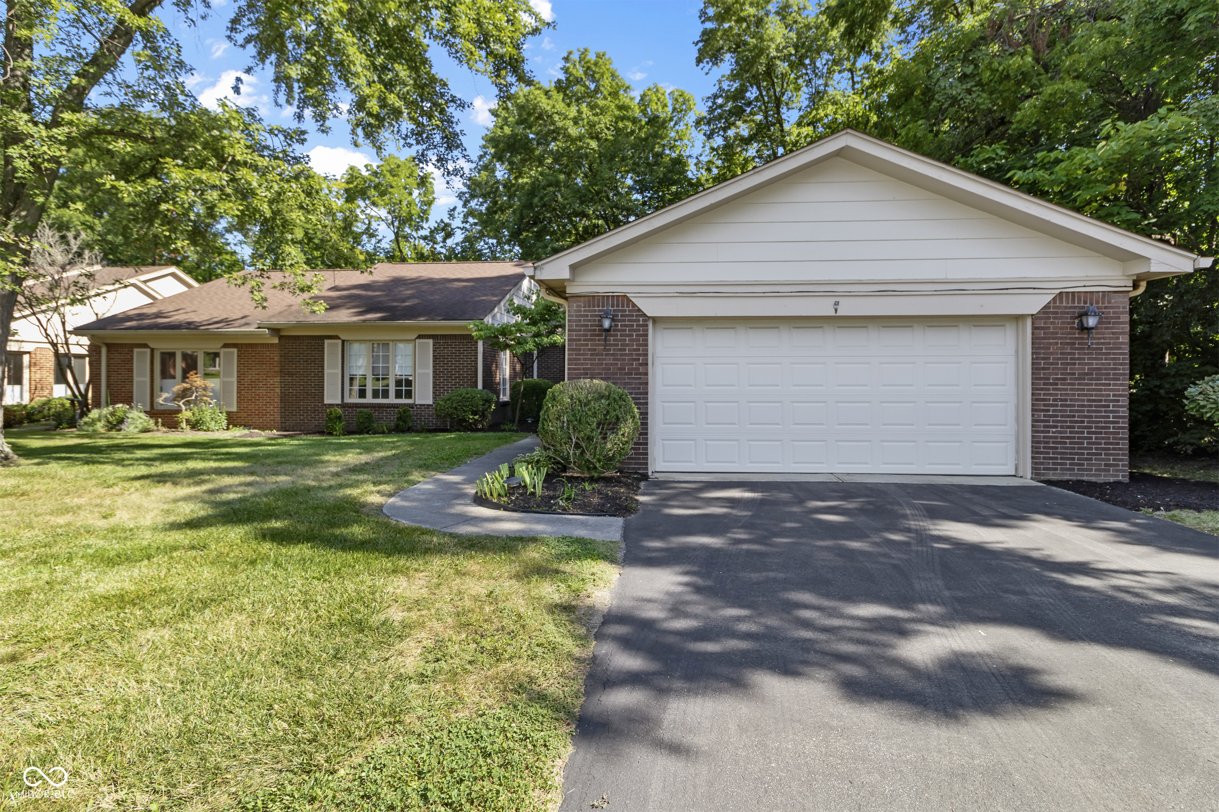 5258 Hawks Point Road Indianapolis, IN 46226 - Photo 34 of 34 Gallery Image 34