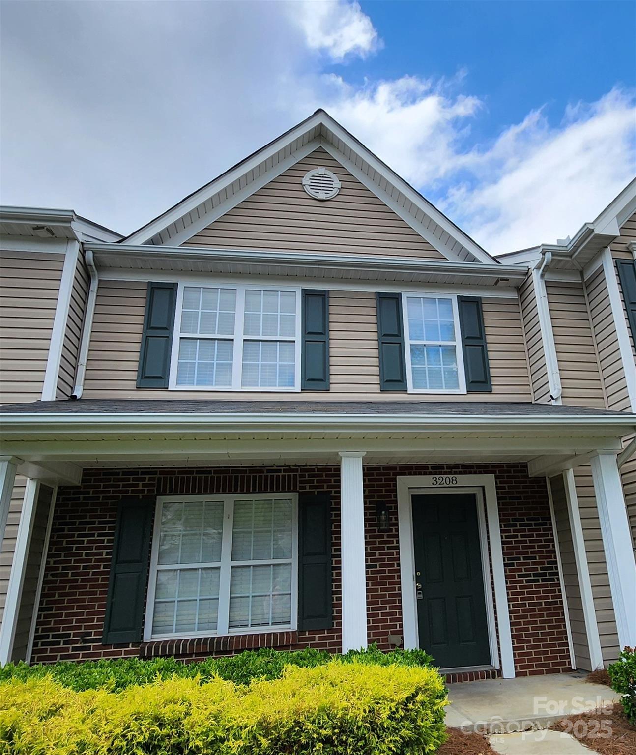 3208 Barons Court Road Charlotte, NC 28213 - Photo 1 of 16