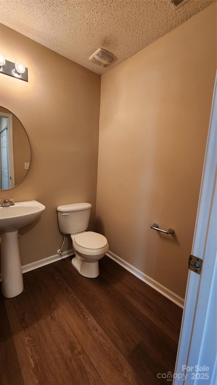 3208 Barons Court Road Charlotte, NC 28213 - Photo 8 of 16