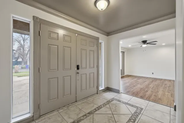 $399,900 | 1712 West Donner Avenue, Fresno, CA 93705