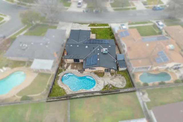 $399,900 | 1712 West Donner Avenue, Fresno, CA 93705