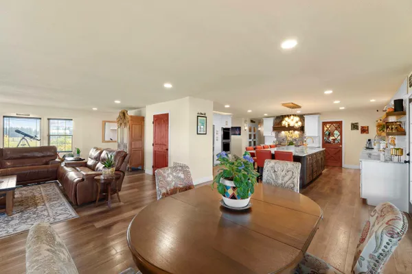 $1,299,900 | 6730 West Crosscut Road, Deer Park, WA 99006