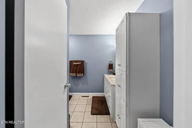 $220,000 | 10 Lakeshore Terrace, Unit 62, Fairfield Glade, TN 38558