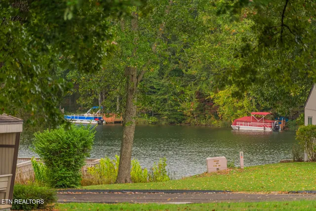 $220,000 | 10 Lakeshore Terrace, Unit 62, Fairfield Glade, TN 38558