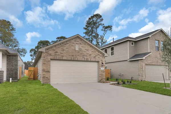 $237,990 | 216 Emerald Thicket Lane, Huffman, TX 77336