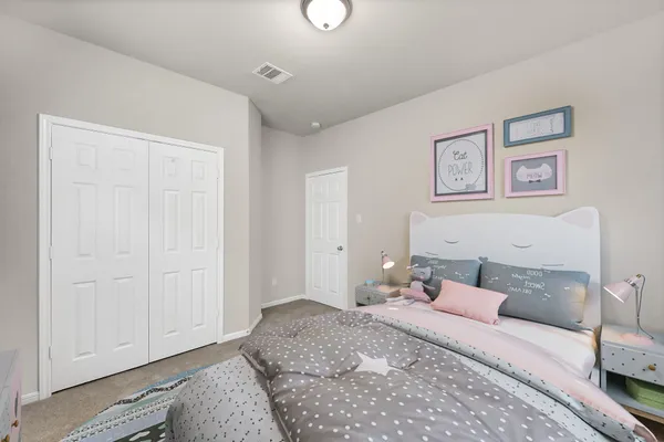 $237,990 | 216 Emerald Thicket Lane, Huffman, TX 77336