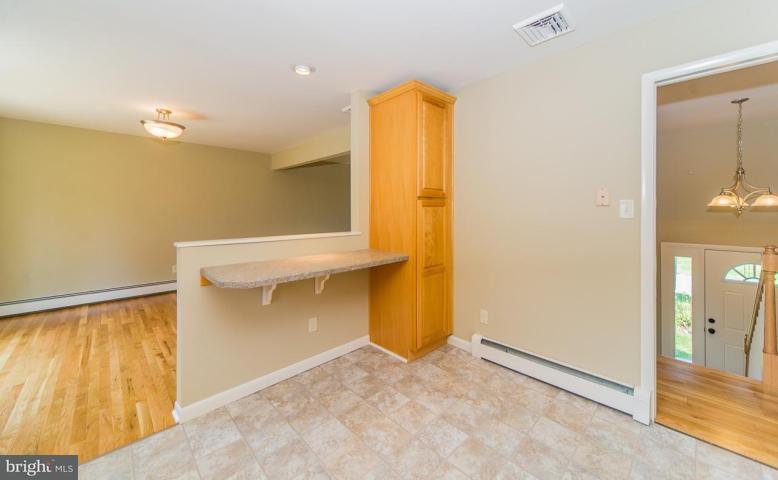623 West 3rd Avenue Lititz, PA 17543 - Photo 12 of 27