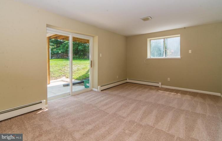 623 West 3rd Avenue Lititz, PA 17543 - Photo 18 of 27