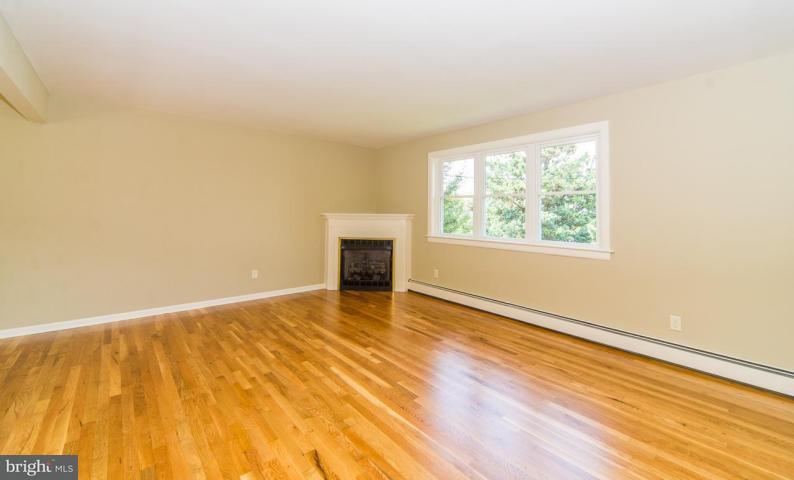 623 West 3rd Avenue Lititz, PA 17543 - Photo 6 of 27