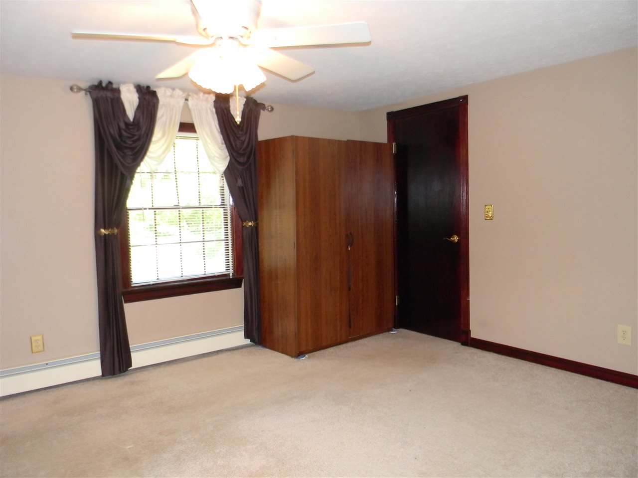 224 New Boston Road Goffstown, NH 03045 - Photo 25 of 40 Gallery Image 25