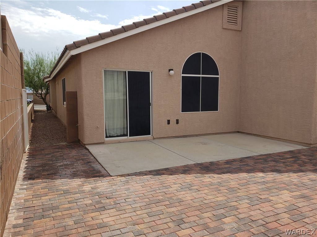 2803 Sunken Ship Street, Unit 89029 Laughlin, NV 89029 - Photo 32 of 35 a view of a backyard