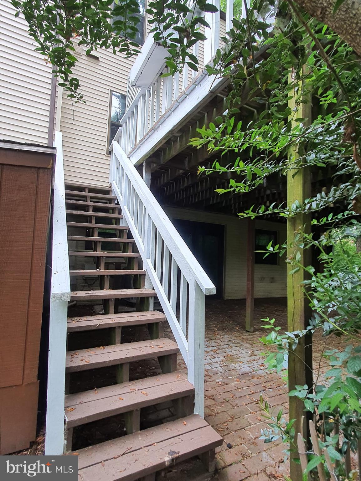 33 Berkeley Court Sterling, VA 20165 - Photo 16 of 21