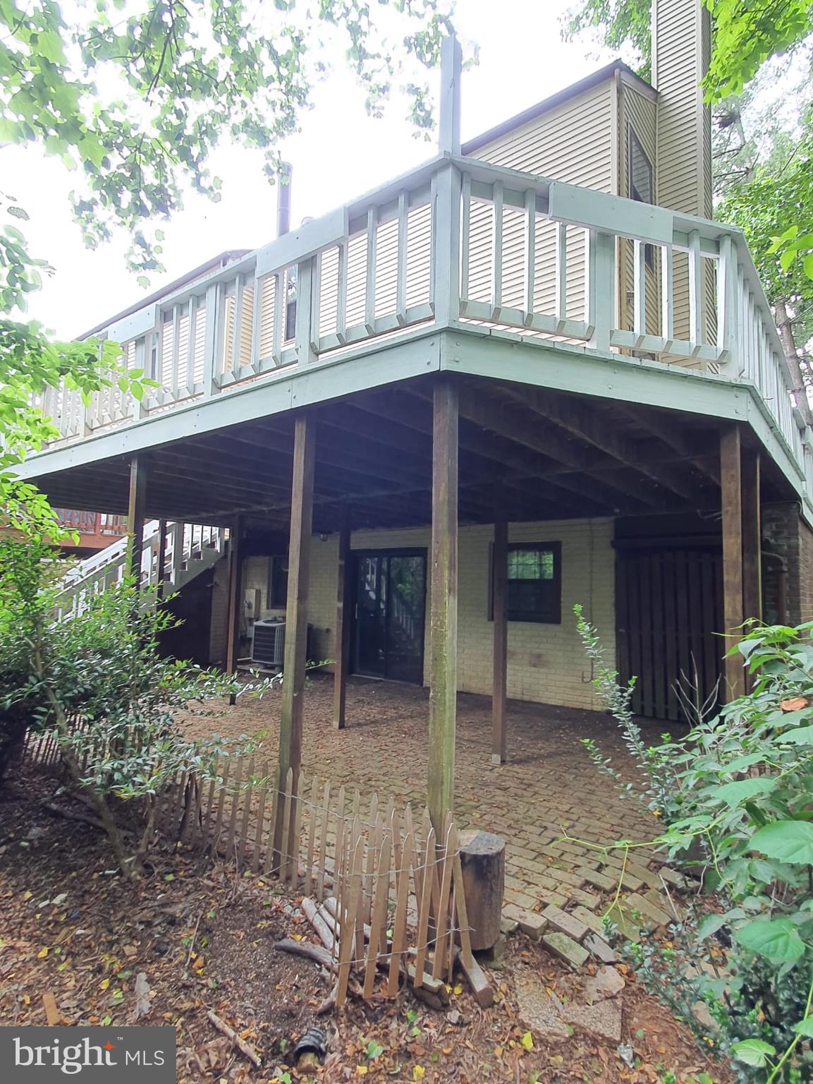 33 Berkeley Court Sterling, VA 20165 - Photo 18 of 21