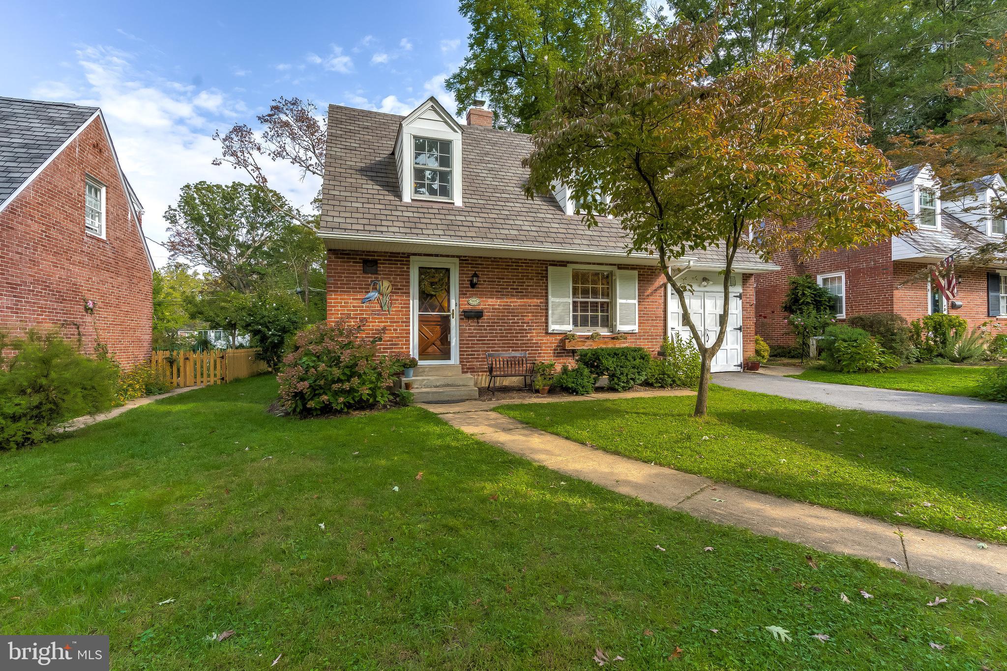905 Adana Road Baltimore, MD 21208 - Photo 3 of 41