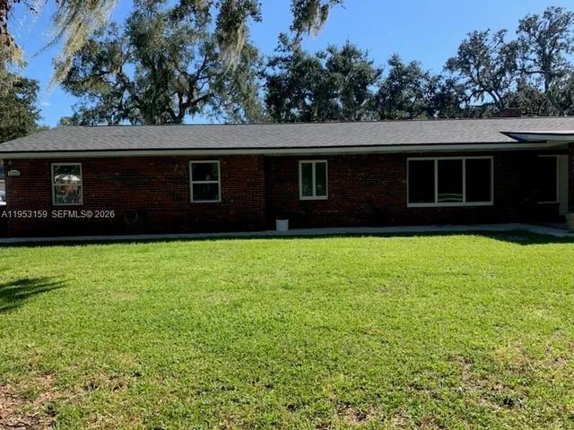 a view of outdoor space yard and patio