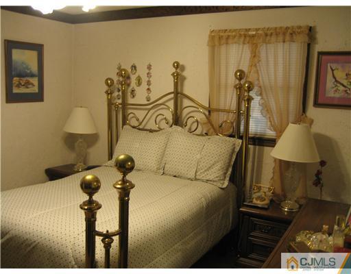 41 Piersoll Road Old Bridge, NJ 08857 - Photo 3 of 9 Gallery Image 3
