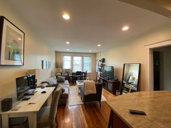 $2,400 | 1746 Commonwealth Avenue, Unit 7, Boston, MA 02135