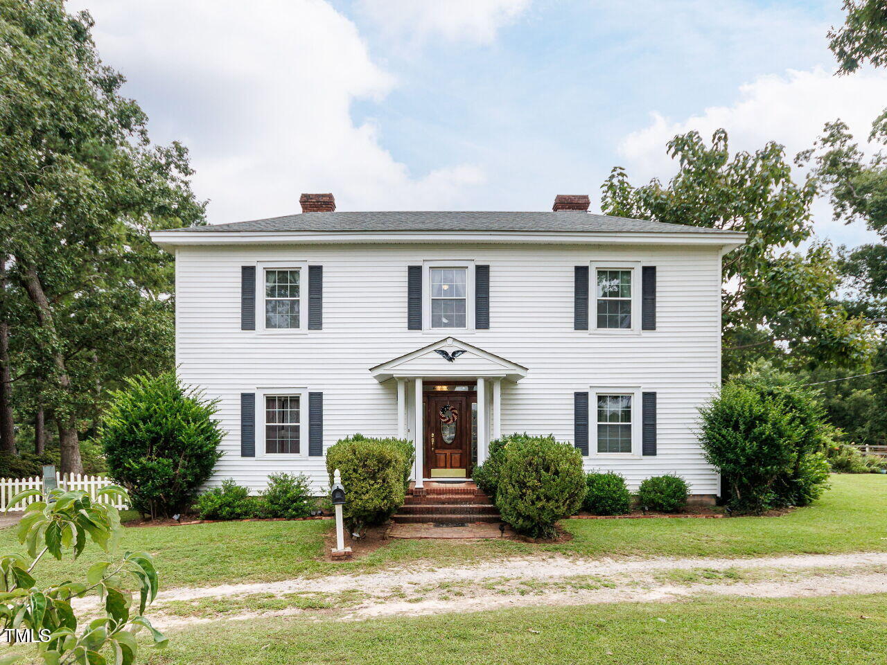 001-1280x960-exterior